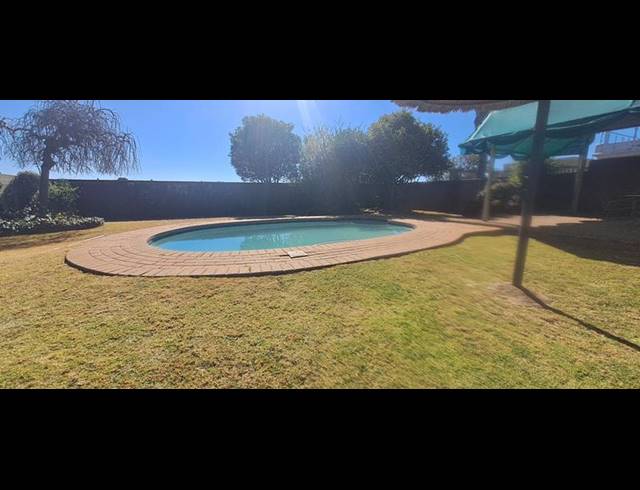 3 BEDROOM HOUSE FOR SALE IN GROENEWEIDE